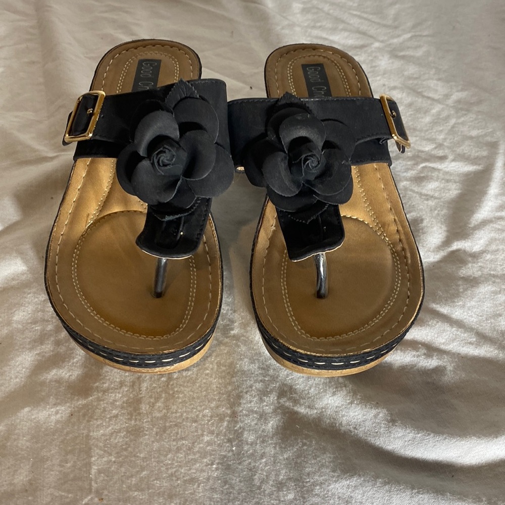 Flora Good Choice Sandal 🍁🍁